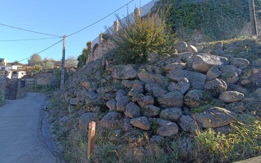 VENTA DE FINCA EN HERVÁS