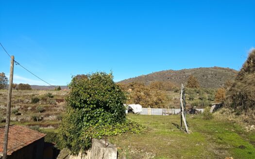 VENTA DE FINCA EN HERVÁS