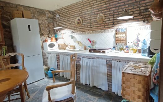 VENTA DE PRECIOSA FINCA CON CASA